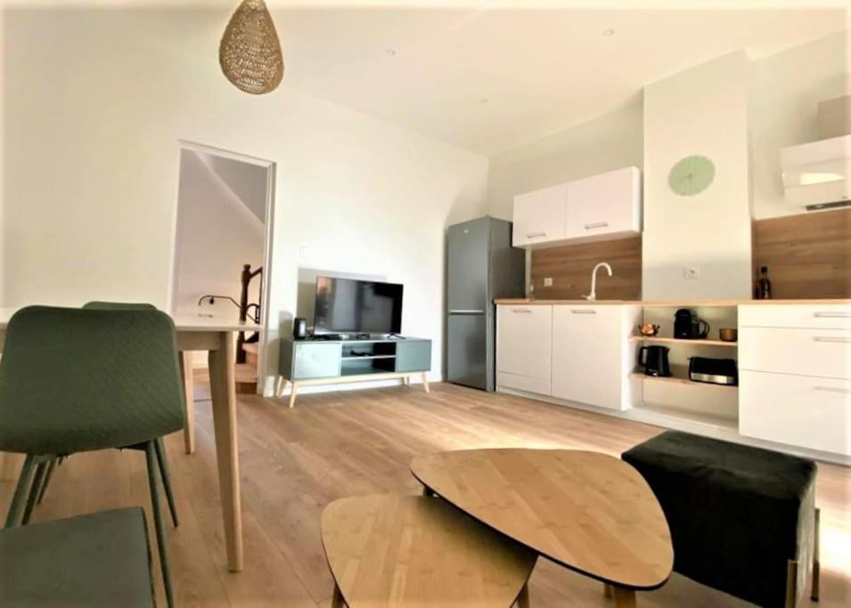 Le Paisiblement Votre 2 Ch, Terrasse, Clim, Park Apartment Montauban Exterior photo